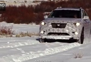 2013 Nissan Pathfinder during winter testing