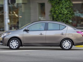 2013 Nissan Versa Sedan