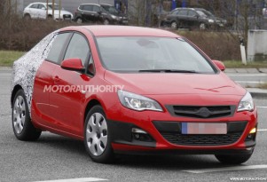2013 Opel Astra Sedan