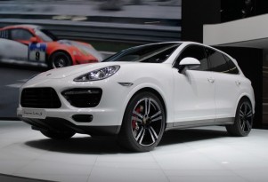 2014 Porsche Cayenne Turbo S live photos, 2013 Detroit Auto Show
