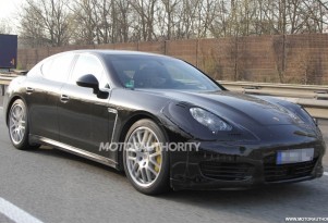 2013 Porsche Panamera facelift spy shots