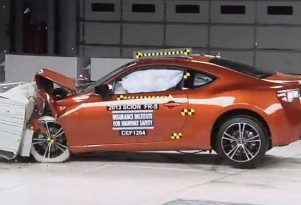2013 Scion FR-S in IIHS crash testing