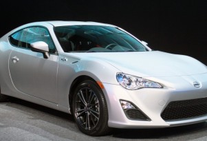 2013 Scion FR-S live photos