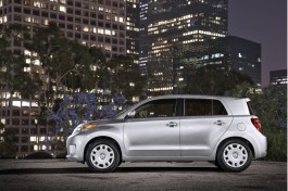 2013 Scion xD