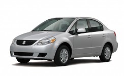 2013 Suzuki SX4 Photos