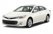 2013 Toyota Avalon 2013 Toyota Avalon 4-door Sedan XLE (Natl) Angular Front Exterior View