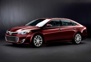 2013 Toyota Avalon: Family Sedan Gets A Dramatic New Look