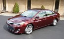 2013 Toyota Avalon Hybrid  -  First Drive, 10/2012