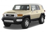 2013 Toyota FJ Cruiser 4WD 4-door Auto (Natl) Angular Front Exterior View