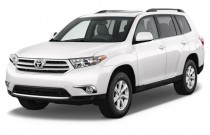 2013 Toyota Highlander 2013 Toyota Highlander FWD 4-door V6 SE (Natl) Angular Front Exterior View
