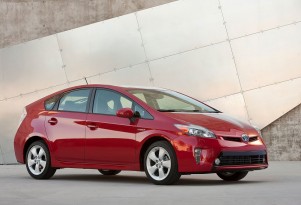 Best Gas Mileage You Can Get: Top 10 Hybrids
