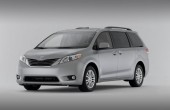2013 Toyota Sienna Photos