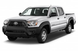 2013 Toyota Tacoma 2WD Double Cab I4 AT (Natl) Angular Front Exterior View