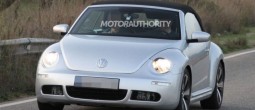 2013 Volkswagen Beetle Convertible spy shots
