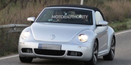 2013 Volkswagen Beetle Convertible spy shots