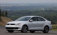 2013 Volkswagen GLI Photos
