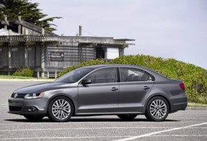 Volkswagen Jetta Hybrid, Electric Concept At Detroit Auto Show