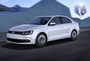 2013 Volkswagen Jetta Hybrid Debuts At Detroit Auto Show