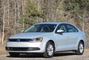 Green Car Reports 2013 Best Car To Buy: Volkswagen Jetta Hybrid, Honorable Mention