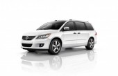 2013 Volkswagen Routan Photos