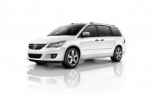 2013 Volkswagen Routan Photos