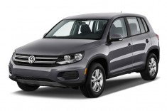 2013 Volkswagen Tiguan 2WD 4-door Auto S Angular Front Exterior View