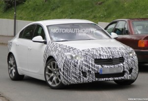 2014 Buick Regal GS facelift spy shots