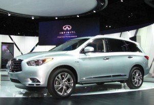 2014 Infiniti QX60 Hybrid, at 2013 New York Auto Show
