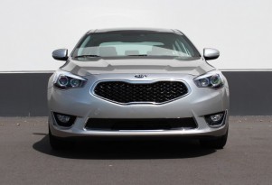 2014 Chevrolet Corvette Stingray Priced, 2014 Kia Cadenza Driven: Car News Headlines