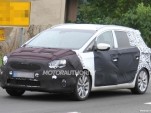 2014 Kia Rondo spy shots