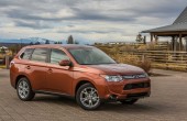 2014 Mitsubishi Outlander Photos