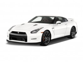 2014 Nissan GT-R 2-door Coupe Premium Angular Front Exterior View