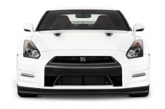 2014 Nissan GT-R 2-door Coupe Premium Front Exterior View