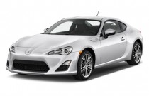 2014 Scion FR-S 2014 Scion FR-S 2-door Coupe Auto (Natl) Angular Front Exterior View