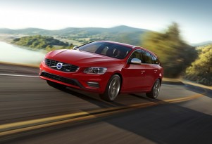 2014 Volvo V60 R-Design - image: Volvo