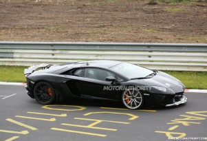 2015 Lamborghini Aventador SV spy shots