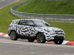 2015 Land Rover LR2 test mule spy shots