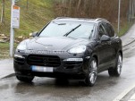 2015 Porsche Cayenne facelift spy shots