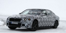 2016 BMW 7-Series spy shots