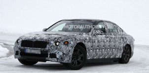 2016 BMW 7-Series spy shots