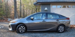 2017 Toyota Prius Prime: gas mileage, electric range review