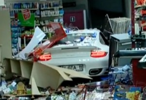 997 Porsche 911 Turbo that crashed in Istanbul, Turkey