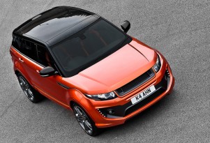 A. Kahn Design Range Rover Evoque Vesuvius RS250