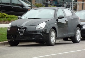 Alfa Romeo Giulietta development prototype, Madison, Wisconsin, April 2012 [photo © by Thomas Bey]