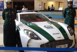 Aston Martin One-77 police car - Image: Dubai Police