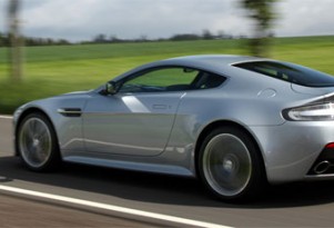 Aston Martin V12 Vantage