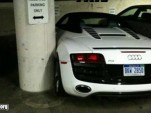 Audi R8 Spyder epic parking fail
