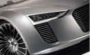 2010 Audi e-tron Spyder Concept 