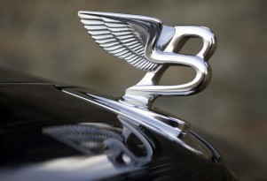 Bentley Brooklands hood ornament