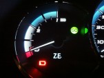 Low-battery red warning light on Better Place Renault Fluence ZE, Israel